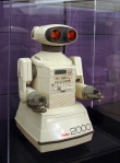 Tomy Omnibot-2000